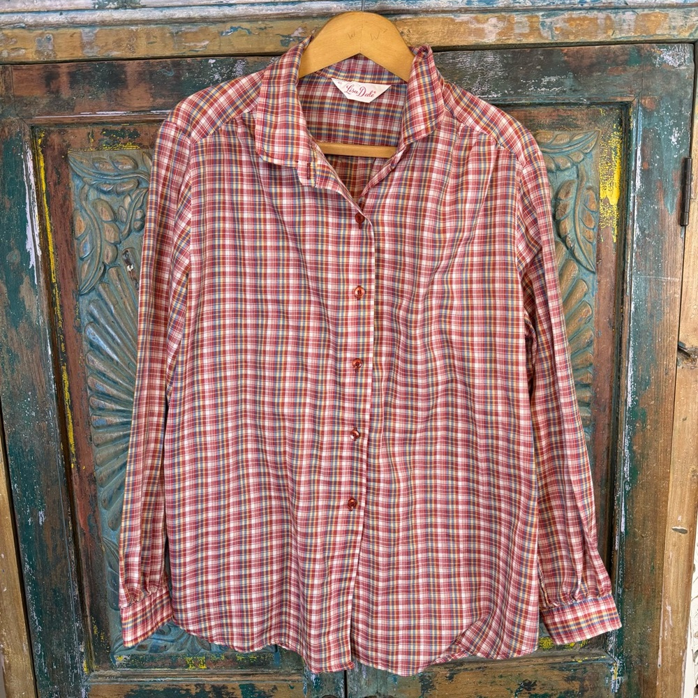 Vintage Lady Dale plaid button up shirt top